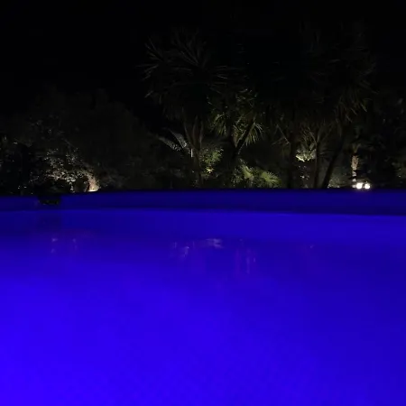 Exlusive Pool - Cascina Relais Comiso